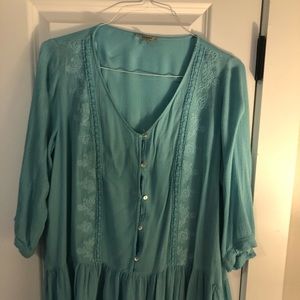 JORDIFL Light Blue Flowy Top